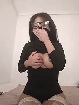 sarahvergen online show from March 2026 07:09:01 PM