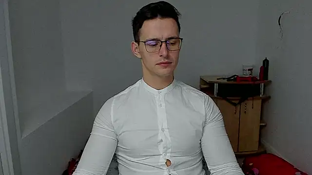 Snapshot of sexxymuscles4u chatting on January 2025 07:10:02 AM sexxymuscles4u online show from January 2025 07:10:02 AM
