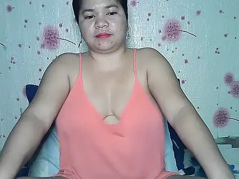 Snapshot of hotpussyxxx33x chatting on February 2025 09:48:01 PM hotpussyxxx33x online show from February 2025 09:48:01 PM