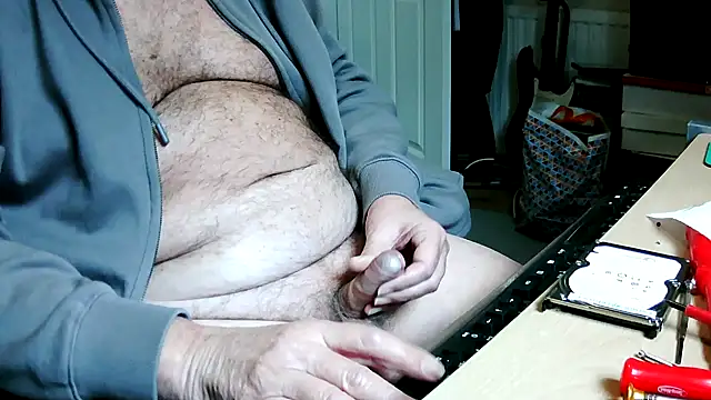 Snapshot of dirtyharry2022 chatting on March 2025 01:29:01 PM dirtyharry2022 online show from March 2025 01:29:01 PM