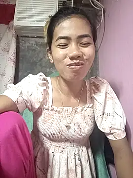 Snapshot of Cutie_body11 chatting on October 2025 02:03:02 AM Cutie body11 online show from October 2025 02:03:02 AM