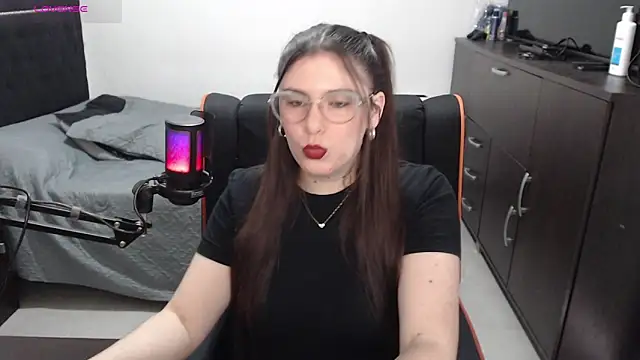 xxbbtaa online show from May 2026 08:03:01 PM