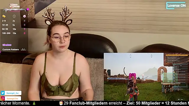 Snapshot of GamerGirl_Eve chatting on December 2024 09:11:01 PM GamerGirl Eve online show from December 2024 09:11:01 PM