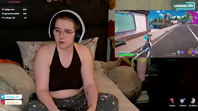 Snapshot of GamerGirl_Eve chatting on March 2025 10:24:01 PM GamerGirl Eve online show from March 2025 10:24:01 PM
