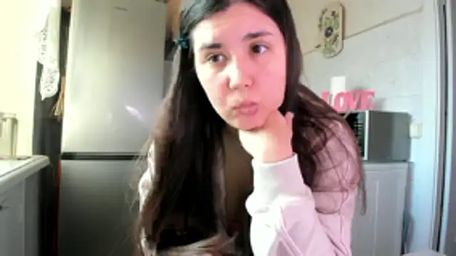 Snapshot of MiaMarrone chatting on March 2026 03:05:01 PM MiaMarrone online show from March 2026 03:05:01 PM