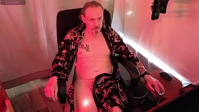 Snapshot of Richy__Rich_ chatting on June 2026 11:20:02 PM Richy Rich online show from June 2026 11:20:02 PM