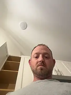 smokeymt420 online show from October 2025 03:34:01 AM