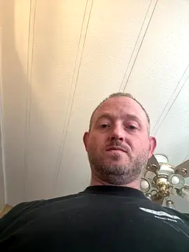 smokeymt420 online show from November 2025 03:45:01 PM