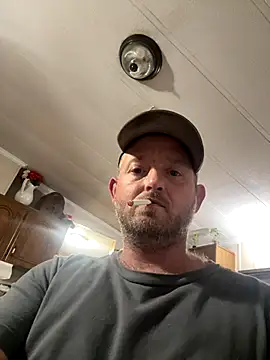 smokeymt420 online show from November 2025 05:19:02 AM