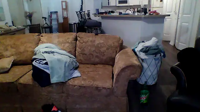 Snapshot of Yankeedave420 chatting on January 2025 04:54:01 AM Yankeedave420 online show from January 2025 04:54:01 AM