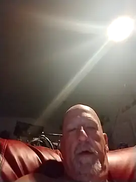 Snapshot of Yankeedave420 chatting on March 2025 07:31:02 AM Yankeedave420 online show from March 2025 07:31:02 AM