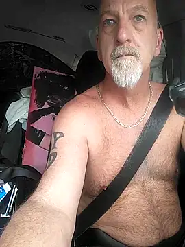 Yankeedave420 online show from May 2026 07:45:02 PM