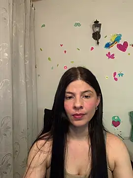 Estefani 32 online show from May 2026 08:05:02 PM