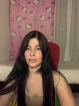Estefani 32 online show from June 2026 07:27:02 PM
