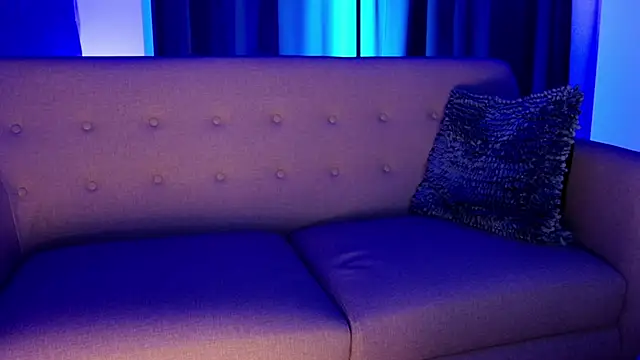 Liam V online show from November 2025 10:37:02 AM