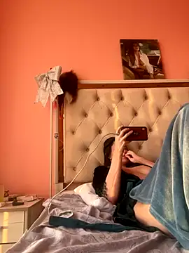 Flossy Vettie online show from November 2025 01:54:02 PM