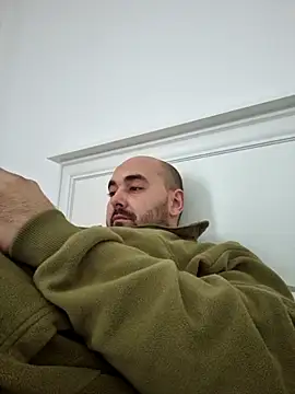 Niroolf online show from December 2025 11:28:01 AM