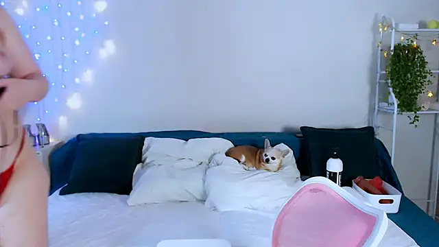 GoddessLara online show from November 2025 04:39:01 PM