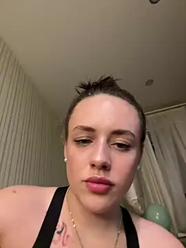 Lisaaan online show from January 2025 03:12:02 PM