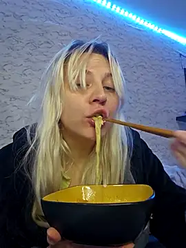 ScarletCallings420 online show from January 2026 10:24:02 PM