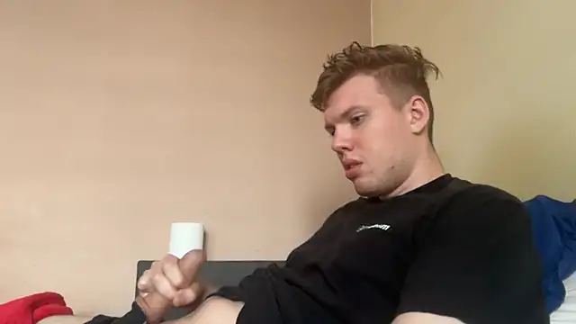 Snapshot of sexybooii6968 chatting on September 2025 01:27:02 PM sexybooii6968 online show from September 2025 01:27:02 PM