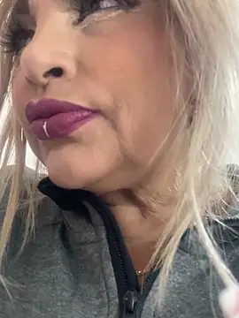 Snapshot of scarlett_sexx69 chatting on September 2025 06:45:01 PM scarlett sexx69 online show from September 2025 06:45:01 PM