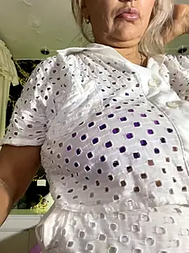 Snapshot of scarlett_sexx69 chatting on October 2025 06:40:02 PM scarlett sexx69 online show from October 2025 06:40:02 PM