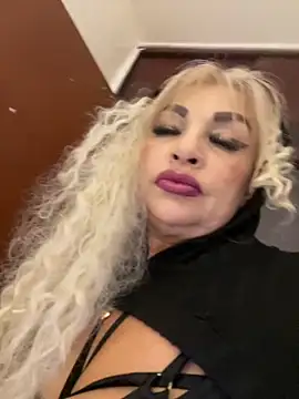 Snapshot of scarlett_sexx69 chatting on November 2025 11:31:02 AM scarlett sexx69 online show from November 2025 11:31:02 AM