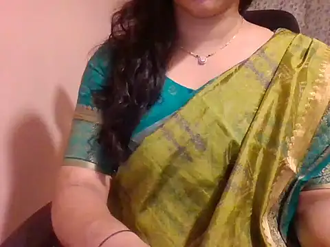 Pinky 4 online show from March 2025 05:33:01 PM