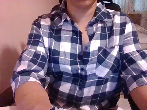 Pinky 4 online show from September 2025 12:21:01 PM