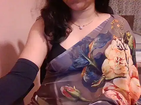 Pinky 4 online show from October 2025 05:47:01 PM