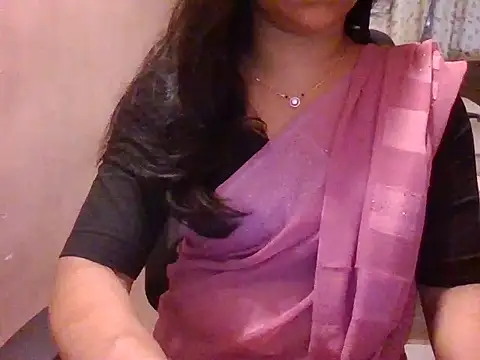 Snapshot of Pinky_4 chatting on June 2026 11:29:02 AM Pinky 4 online show from June 2026 11:29:02 AM