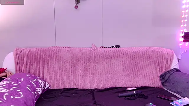 Snapshot of ScarletCarnal chatting on October 2025 11:26:02 PM ScarletCarnal online show from October 2025 11:26:02 PM