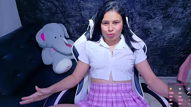 olivia love  online show from May 2026 07:19:02 PM