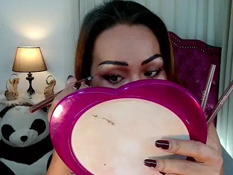 DreamLADYBOY online show from January 2026 07:39:01 PM