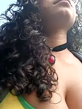 Snapshot of Simone_Miller chatting on March 2025 01:40:01 PM Simone Miller online show from March 2025 01:40:01 PM