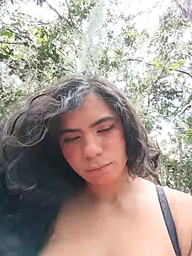 Simone Miller online show from October 2025 04:04:02 PM