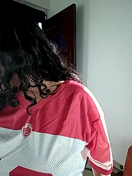 Snapshot of Simone_Miller chatting on March 2026 10:16:01 PM Simone Miller online show from March 2026 10:16:01 PM