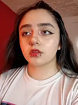 IvonneT online show from October 2025 08:29:02 PM