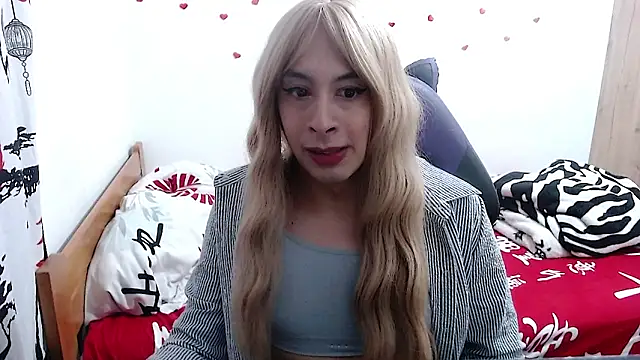 Snapshot of OriannaDomenechi chatting on January 2025 04:18:02 AM OriannaDomenechi online show from January 2025 04:18:02 AM