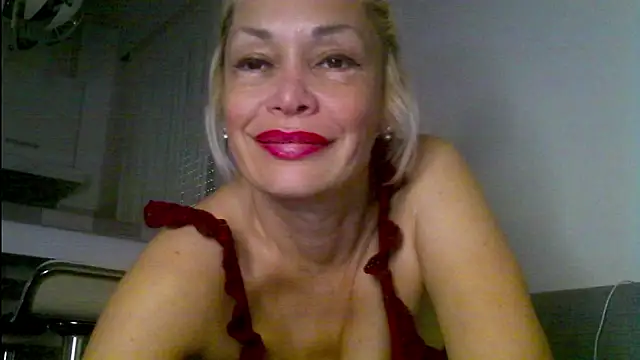 EvaaMina online show from June 2026 09:25:02 AM