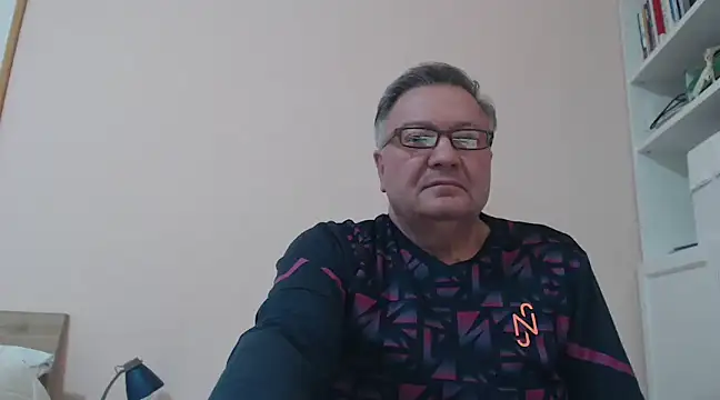 YOU6me online show from December 2024 03:26:01 PM