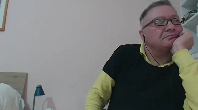 YOU6me online show from January 2025 05:49:01 PM