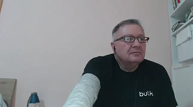 YOU6me online show from January 2025 05:43:02 PM