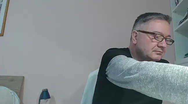 YOU6me online show from January 2025 02:41:01 PM