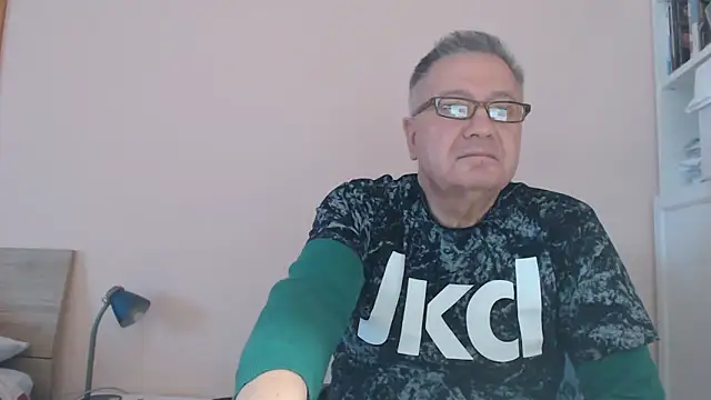 YOU6me online show from October 2025 03:23:02 PM