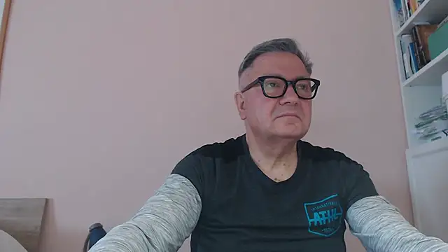 YOU6me online show from May 2026 09:15:02 AM