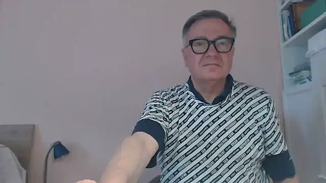 YOU6me online show from June 2026 04:42:02 PM