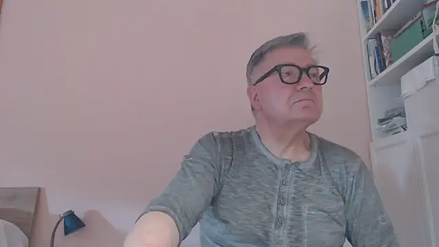 YOU6me online show from June 2026 06:33:01 AM