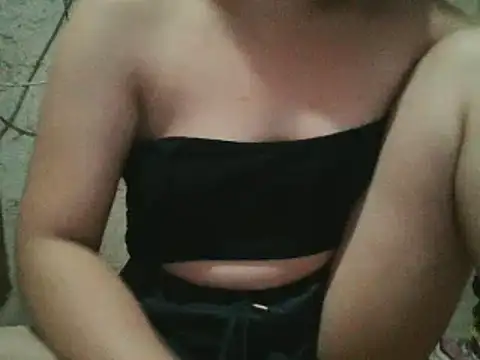 Snapshot of Beatrice143 chatting on January 2025 02:50:02 PM Beatrice143 online show from January 2025 02:50:02 PM